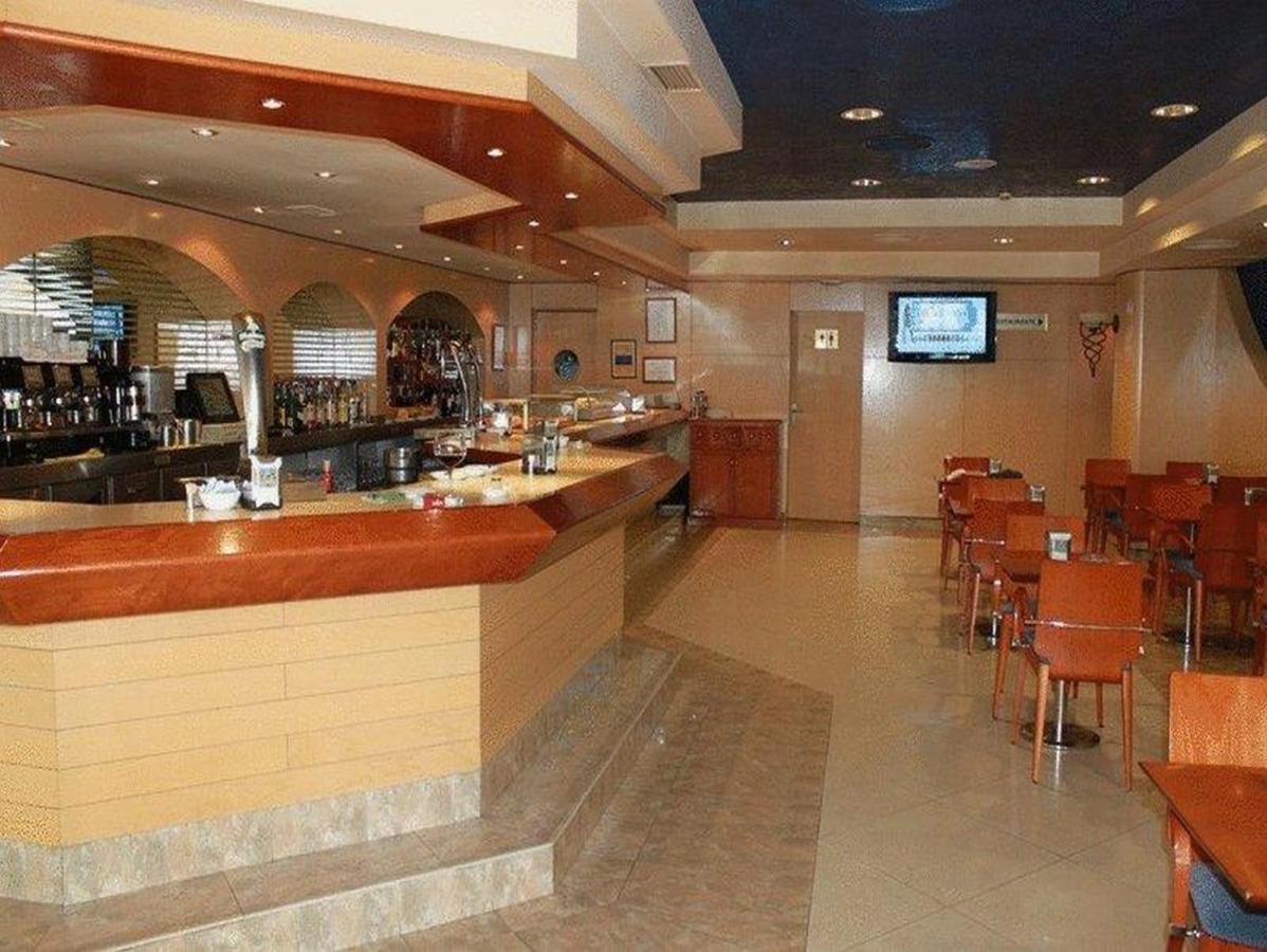 Hotel Ebora By Vivere Stays Talavera de la Reina Bagian luar foto