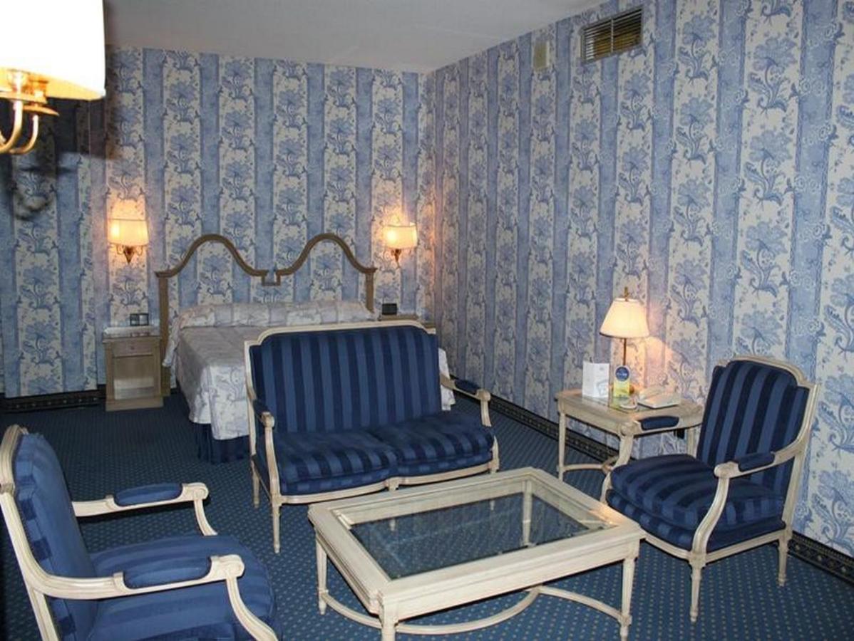 Hotel Ebora By Vivere Stays Talavera de la Reina Bagian luar foto