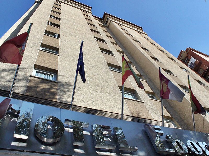 Hotel Ebora By Vivere Stays Talavera de la Reina Bagian luar foto