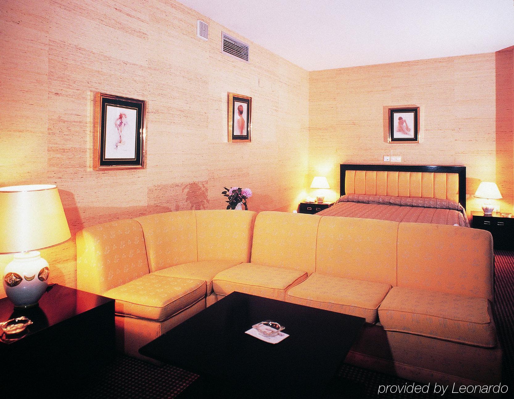 Hotel Ebora By Vivere Stays Talavera de la Reina Ruang foto